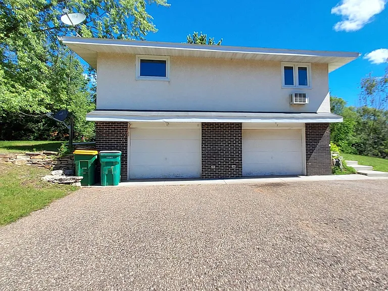 438 Jacobs Ln — Photo 11