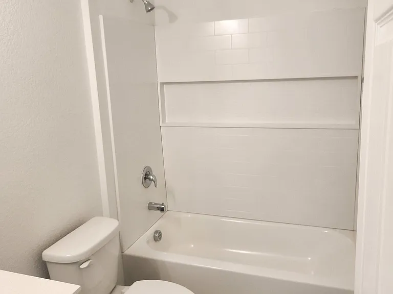 4505 Greyberry Dr — Photo 10