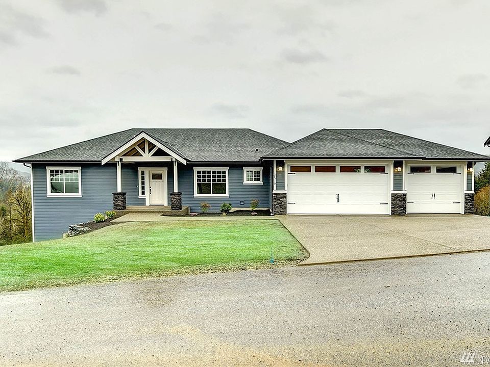 1st image of 4407 203rd Ave NE