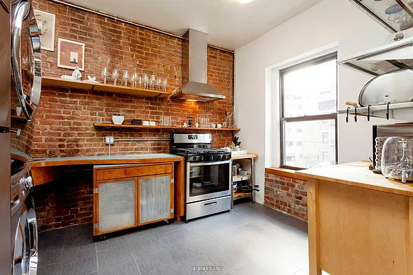 Rented by Town Residential | media 19