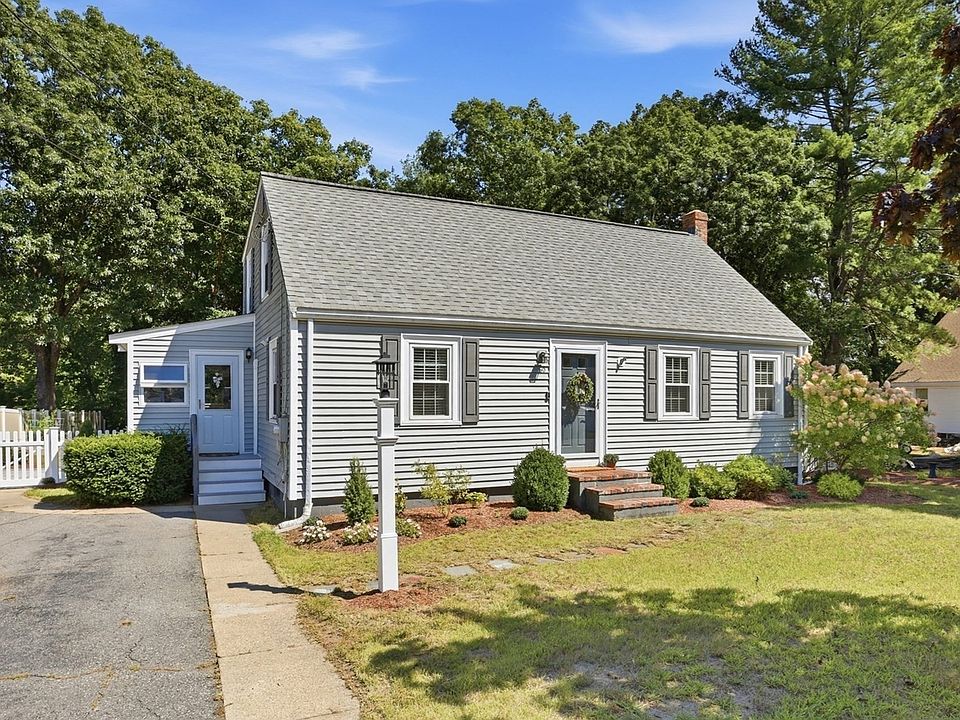 1st image of 60 Bellflower Rd