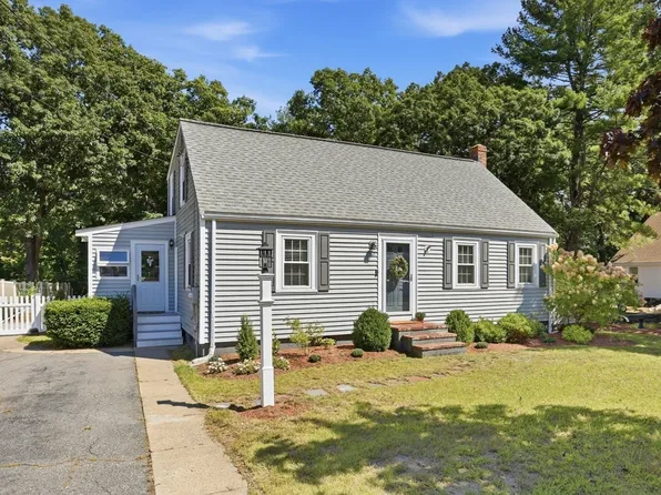 60 Bellflower Rd, Billerica, MA 01821