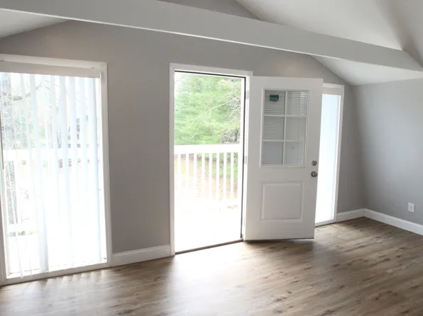 34 Chalet Dr, Manchester, TN 37355