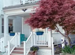 523 Beach 129 St, Rockaway Park, NY 11694