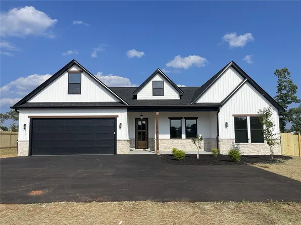 416 Blume Rd, Anderson, SC 29625