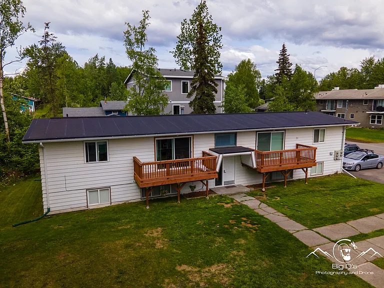 2232 Maudest Pl — Photo 1
