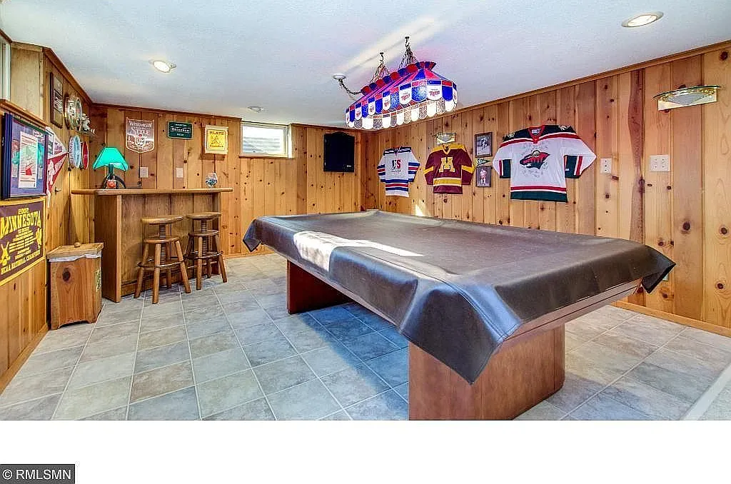 4 bed, 2735 sqft, $3,450 — Photo 1