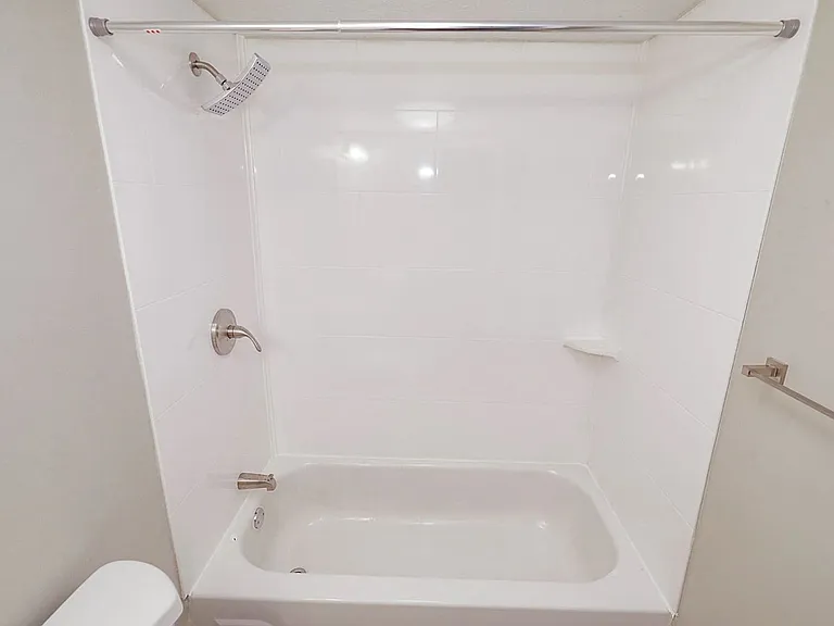 The Evalee Apartments — Photo 41