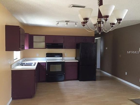 4th image of 8314 N Fremont Ave