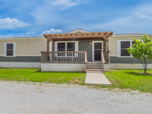 1353 Speedway Dr, Rhome, TX 76078