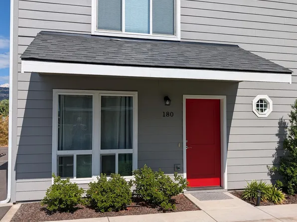 180 Northridge Ter, Medford, OR 97501