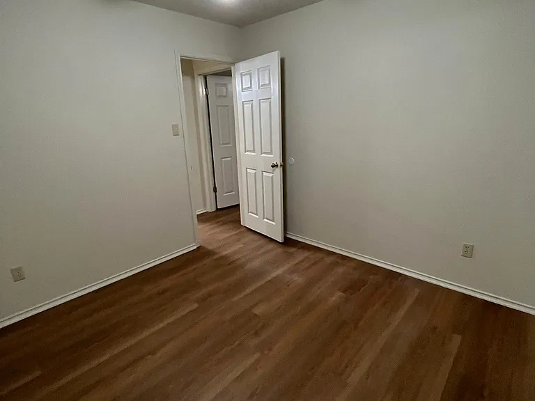 862 Latteridge Dr — Photo 21