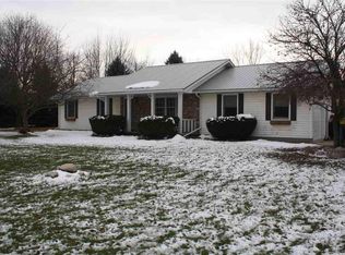 2102 E Schmeid Rd, Blanchard, MI 49310