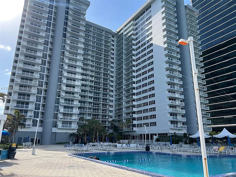 2030 S Ocean Dr #2102 — Photo 3