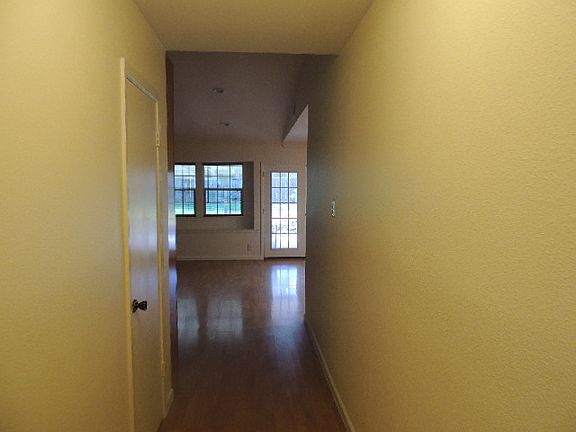 3rd image of 3409 Galesburg Dr