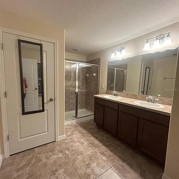 10656 Savannah Plantation Ct — Photo 4