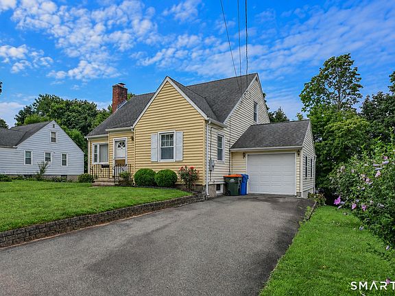 2nd image of 15 Brookdale Road