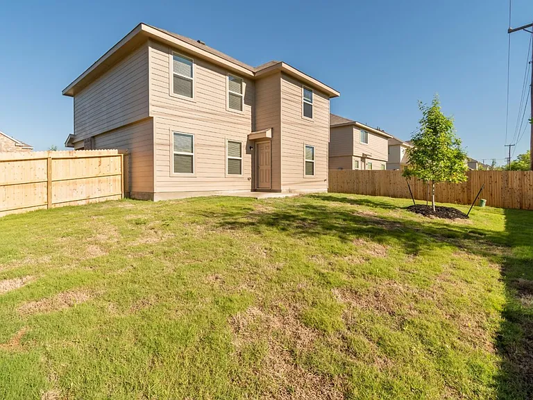 5002 War Horse Dr — Photo 5