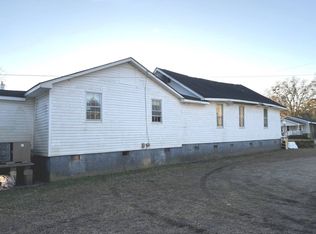 201 Ellington St, New Bern, NC 28560