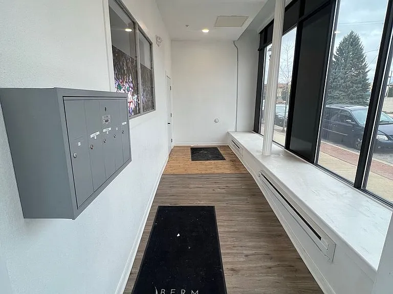 The Berm - 2001 10th Ave (24 Units Luxury Apartments) — Photo 22