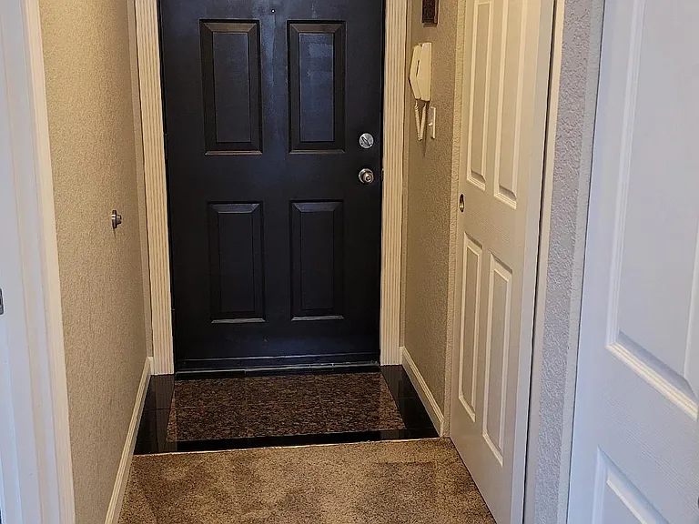 Looking back towards Entry Way.
