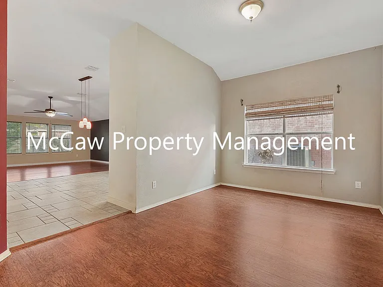 5416 Timber Ridge Dr — Photo 5
