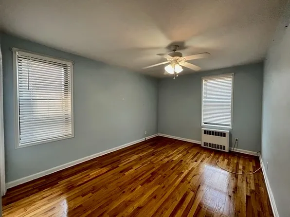 2220 Burnett St APT 2F, Brooklyn, NY 11229