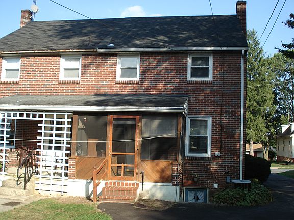Rear View  (Right side)