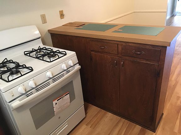 3rd image of 405 E Elk Ave APT 5