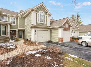 1162 Talbots Ln, Elk Grove Village, IL 60007