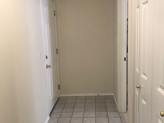 4th image of 27205 148th Ave SE APT 102