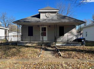 1403 S Sneed Ave, Sedalia, MO 65301