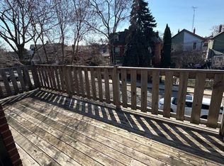 159 Montrose Ave #2, Toronto, ON M6J 2T6