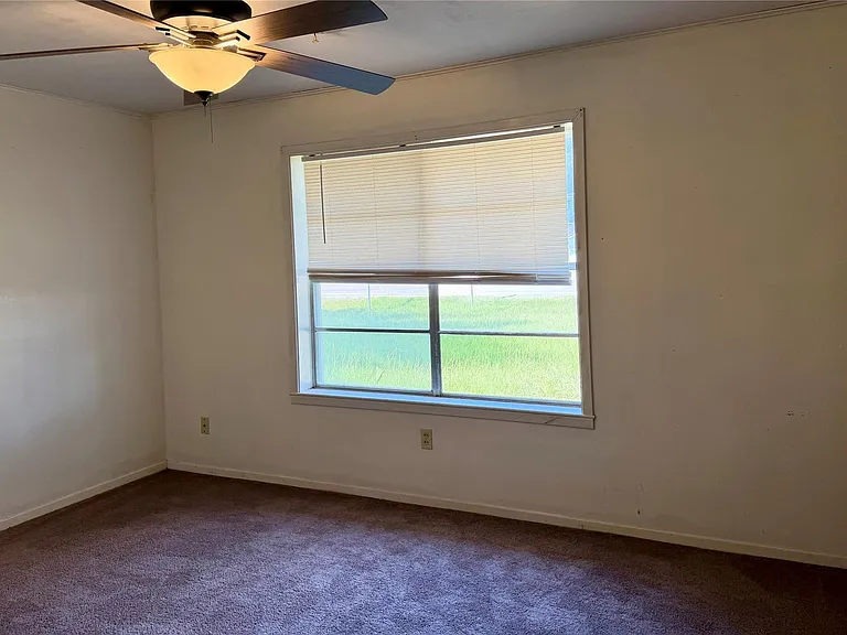 1410 S Circle St — Photo 14