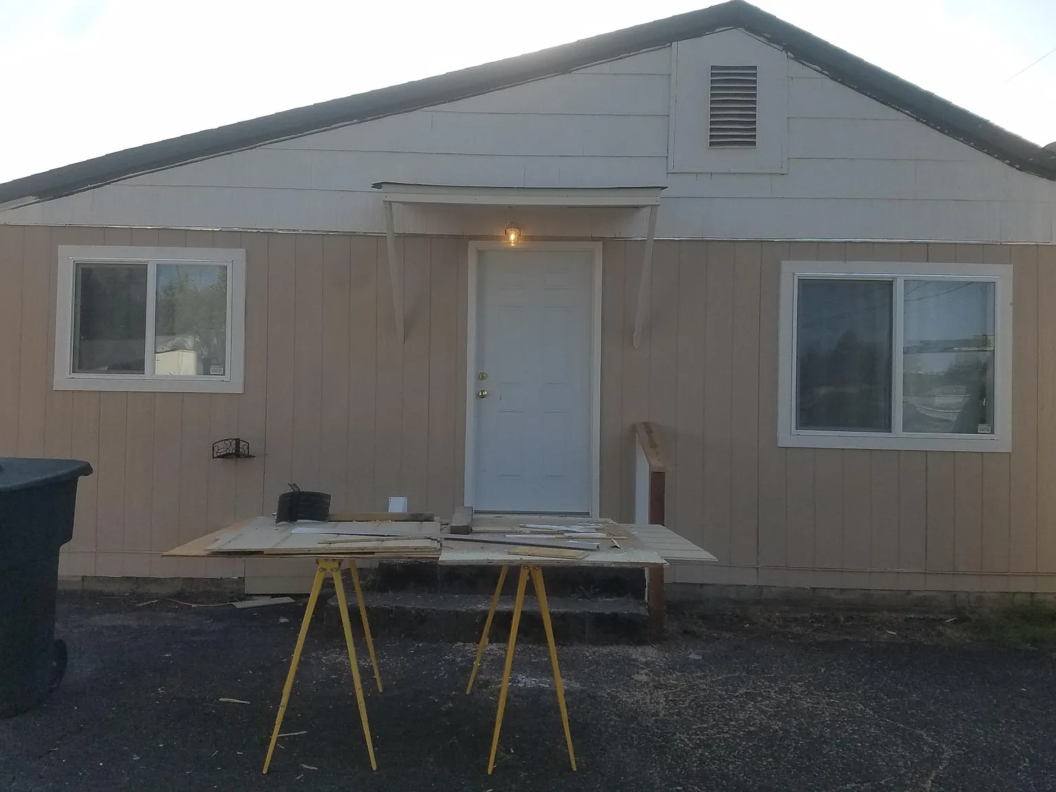 3 bed, 928 sqft, $1,750 — Photo 3