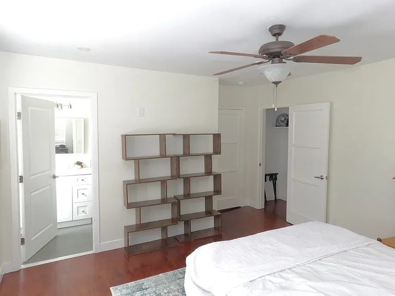 2421 Alcazar St — Photo 18