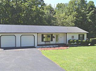2075 S Fork Dr, Morganton, NC 28655