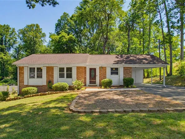 117 Peachtree Ln, King, NC 27021