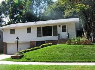 2011 21st Ave NW, Rochester, MN 55901