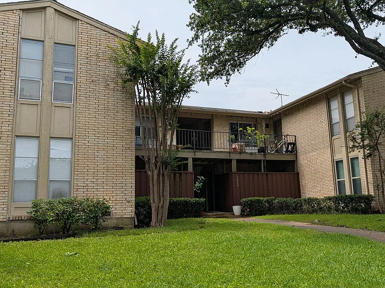 5808 Sandhurst Ln #C3 — Photo 16