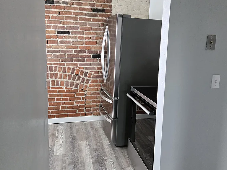 109 N Kimball Ave #B — Photo 12