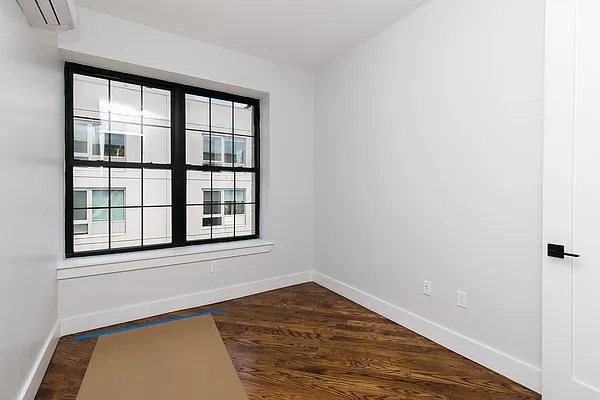 Rented by Nooklyn NYC LLC | media 31