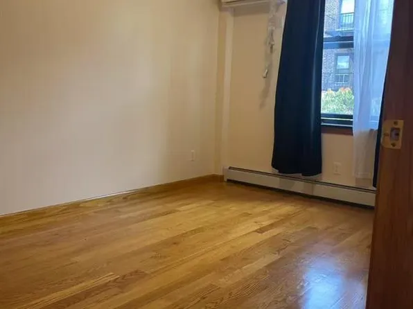 1587 East 19th Street image 8 of 14