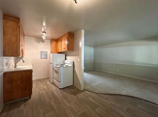 5484 Carlson Dr APT 12, Sacramento, CA 95819