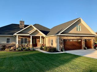 7330 Michael Rd, Orchard Park, NY 14127