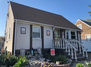 37 Myrtle St, Cranford, NJ 07016