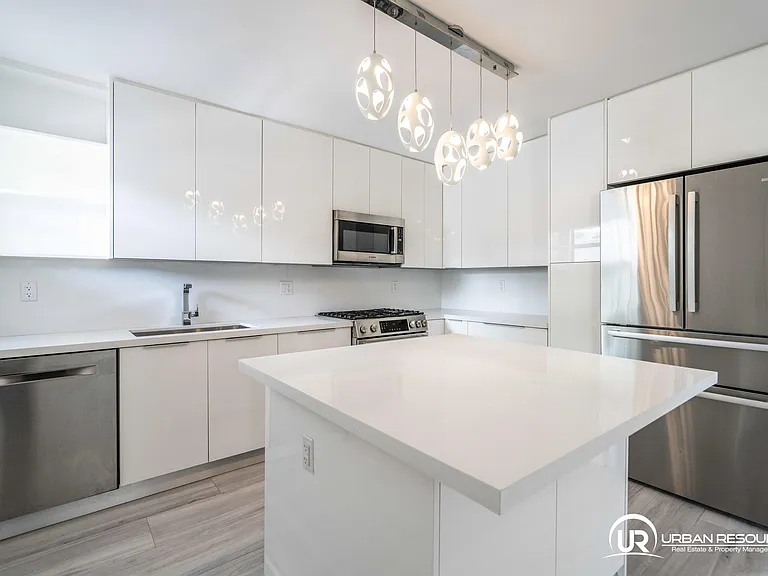 3265 Virginia St #24 — Photo 14