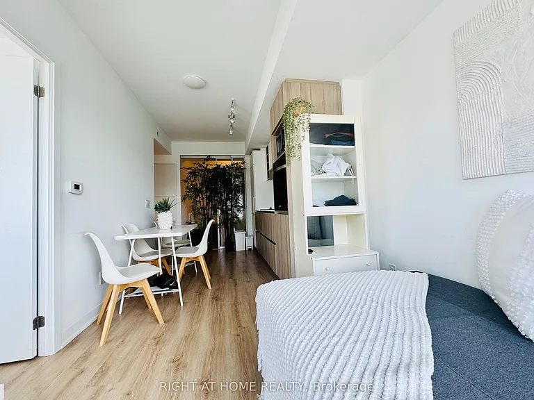 319 Jarvis St #1101 — Photo 11