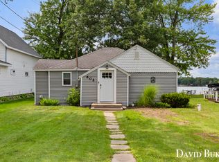 602 Eagle Point Rd, Lake Odessa, MI 48849