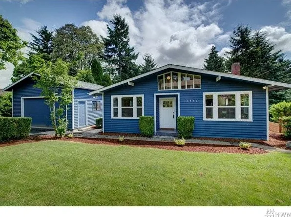 10722 Densmore Ave N, Seattle, WA 98133
